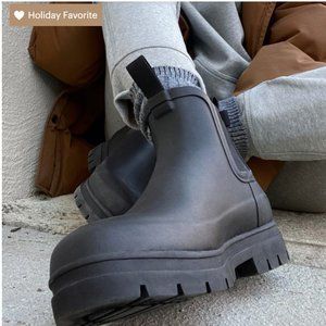 Chelsea Rain Boots by Everlane - Size 6, Currently Sold Out